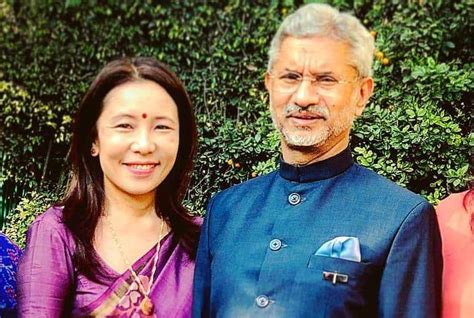 jaishankar foreign minister first wife.